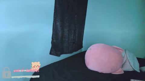 AMY online show from 11-10-25, 01:04