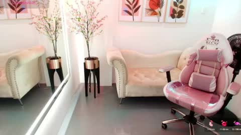 Chloe  online show from 05-14-26, 12:01