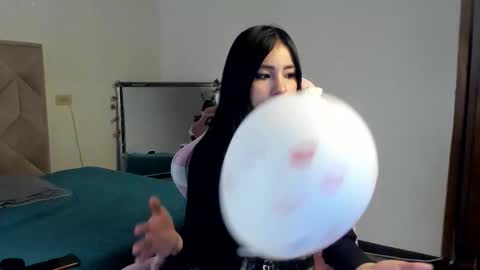 Chloe online show from 03-04-26, 09:10