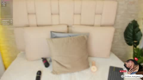 Snapshot of chloe_morgans chatting on 01-07-25, 10:52 chloe online show from 01-07-25, 10:52