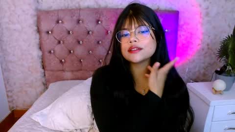 Snapshot of chloe_parkeer chatting on 11-10-25, 08:52 Chloe online show from 11-10-25, 08:52