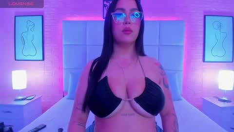 Snapshot of chloe_parker_ chatting on 07-07-26, 06:47 cloe online show from 07-07-26, 06:47