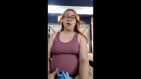 chloe_prg online show from 05-20-26, 03:56