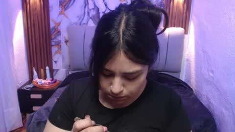 chloe_smith5 online show from 01-06-26, 01:26