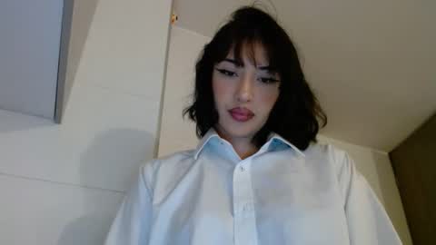 cloes  online show from 10-24-25, 10:50