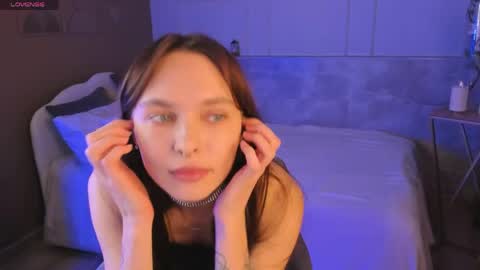 Snapshot of chloe_sunny chatting on 03-31-26, 06:25 Chloe online show from 03-31-26, 06:25
