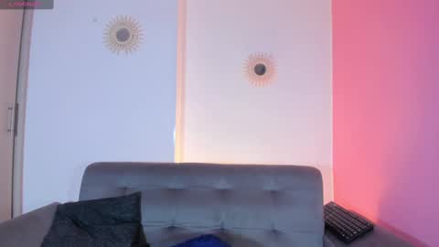 Chloe Miller  online show from 10-04-25, 03:48