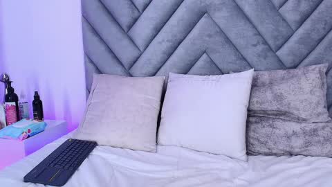 Snapshot of chloe_wilson7 chatting on 03-03-25, 05:29 chloe_wilson7 online show from 03-03-25, 05:29