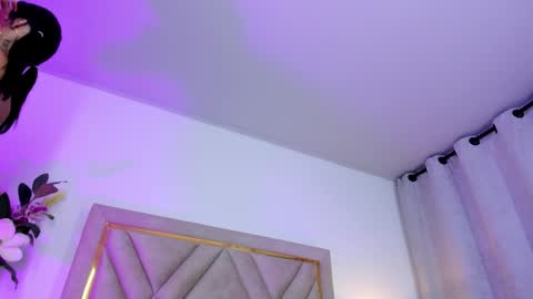 Snapshot of chloe_wilson7 chatting on 10-21-25, 01:39 chloe_wilson7 online show from 10-21-25, 01:39