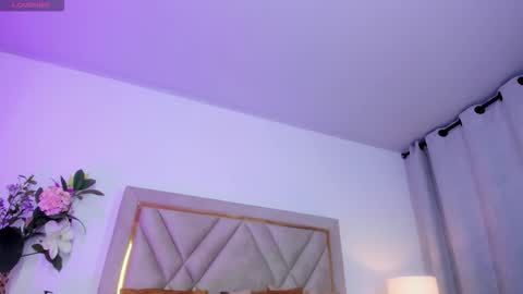 Snapshot of chloe_wilson7 chatting on 11-11-25, 01:49 chloe_wilson7 online show from 11-11-25, 01:49