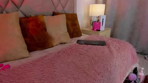 Snapshot of chloe_wilson7 chatting on 11-28-25, 02:03 chloe_wilson7 online show from 11-28-25, 02:03