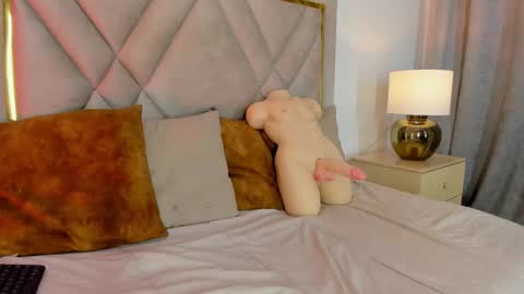 chloe_wilson7 online show from 03-07-26, 01:57