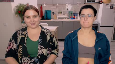 Eva and Sandra online show from 01-08-25, 10:58