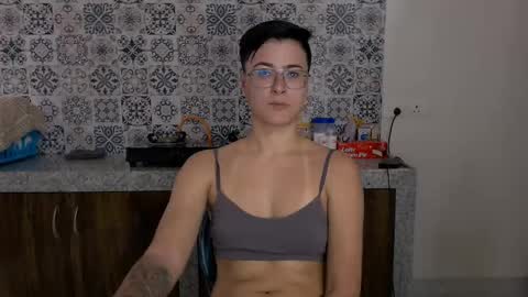 Eva and Sandra online show from 02-27-25, 04:41