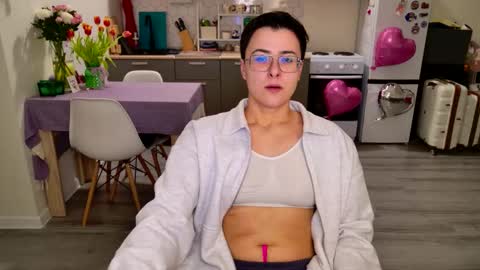 Eva and Sandra online show from 02-16-26, 08:16