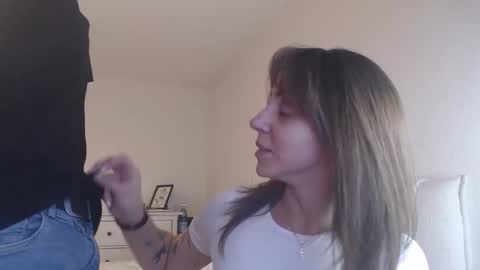 Snapshot of chloecumzz chatting on 11-09-25, 03:32 chloecumzz online show from 11-09-25, 03:32