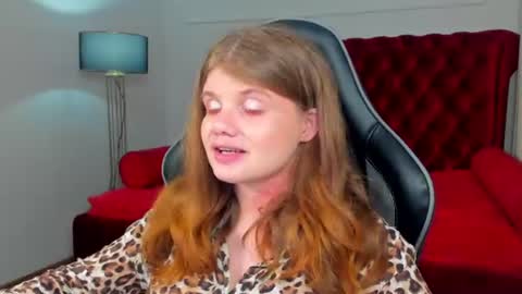 ChloeHalses online show from 07-02-26, 05:41
