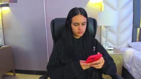  Chloe Harper  online show from 01-13-26, 11:26