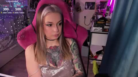 ChloeKohaku online show from 02-04-26, 04:07