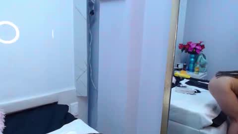 Snapshot of chloemartini_ chatting on 01-12-25, 06:39 ChloeSignup For Free Join my Fan Club online show from 01-12-25, 06:39