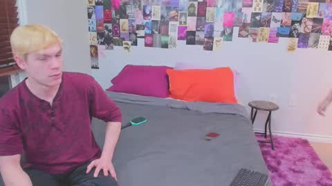 Snapshot of chloenight chatting on 01-24-25, 10:21 Chloe Night Milo Night online show from 01-24-25, 10:21