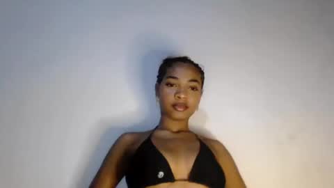Snapshot of chloeplaisir chatting on 08-07-26, 12:40 chloeplaisir online show from 08-07-26, 12:40