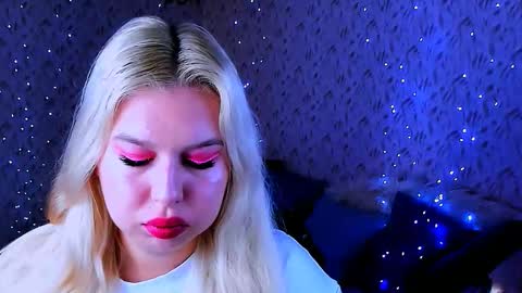 ChloeRicci online show from 10-07-25, 08:22