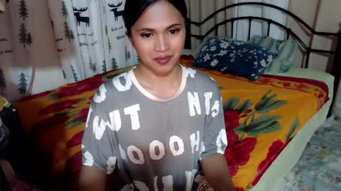 Snapshot of chloesmithxx chatting on 06-02-26, 06:10 chloesmithxx online show from 06-02-26, 06:10