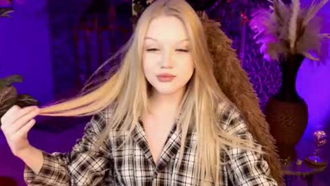 ChloeWight online show from 03-12-26, 11:27