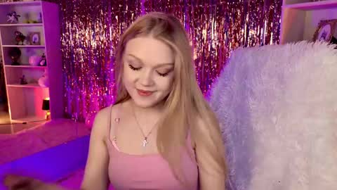 ChloeWight online show from 04-27-26, 09:29