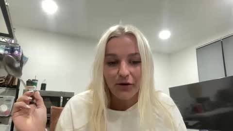 Chloe Babe online show from 01-10-26, 08:05