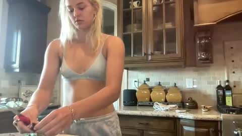 Chloe Babe online show from 02-02-26, 11:47