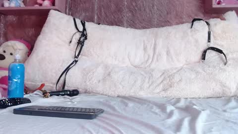 chlooe_zoe online show from 02-17-25, 10:14