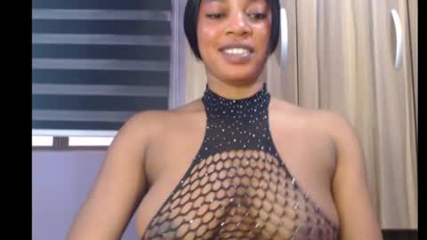 Snapshot of choco_chocox chatting on 01-13-25, 05:23 ESTHER online show from 01-13-25, 05:23