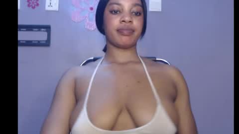 Snapshot of choco_chocox chatting on 02-02-25, 02:24 ESTHER online show from 02-02-25, 02:24