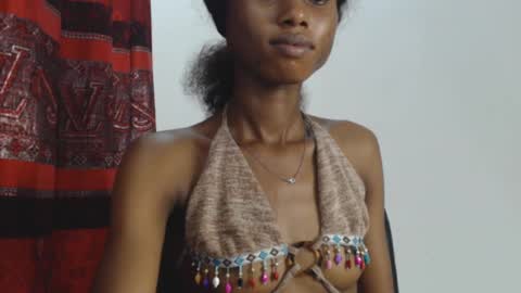 Snapshot of choco_petitqueen chatting on 12-14-24, 10:24 choco_petitqueen online show from 12-14-24, 10:24