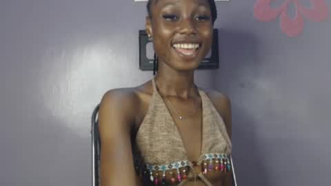 Snapshot of choco_petitqueen chatting on 01-09-25, 11:14 choco_petitqueen online show from 01-09-25, 11:14