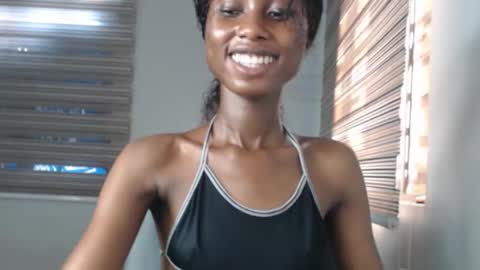 choco_petitqueen online show from 12-14-25, 02:33