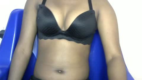 HotChocolate online show from 06-19-26, 04:44