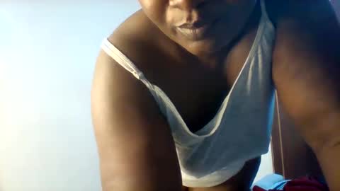 chocobabe002 online show from 12-23-25, 02:09