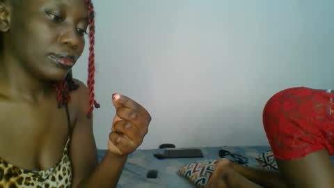 chocobear22 online show from 11-12-25, 12:11