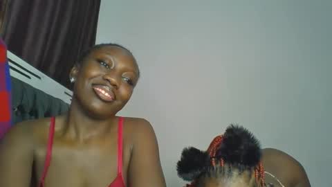 chocobear22 online show from 11-26-25, 09:21