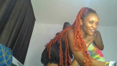 chocobear22 online show from 12-01-25, 10:15