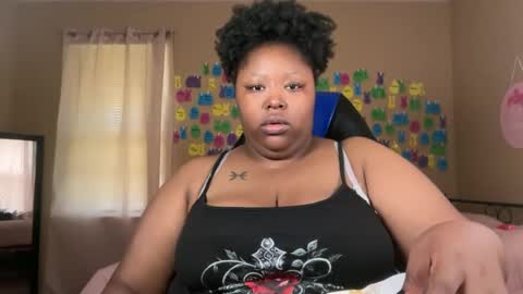 Snapshot of chocolatebunnyxx69 chatting on 06-23-26, 05:44 Melina online show from 06-23-26, 05:44
