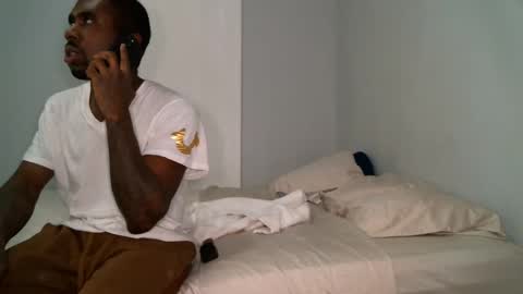 Snapshot of chocolatedolla chatting on 01-04-25, 06:09 chocolatedolla online show from 01-04-25, 06:09