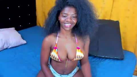 Snapshot of chocolatehot04 chatting on 07-09-26, 02:32 NATALIA online show from 07-09-26, 02:32