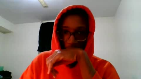 Chocolatinhermoso online show from 12-09-24, 04:37