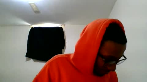 Chocolatinhermoso online show from 01-10-25, 04:41