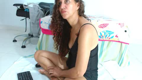 maria online show from 04-09-26, 06:19