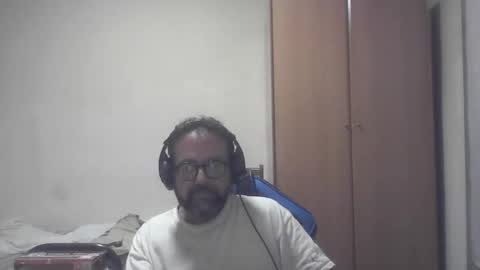 Snapshot of chokmak chatting on 10-10-25, 02:21 chokmak online show from 10-10-25, 02:21